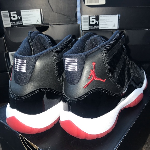 Dead stock BRAND NEW Air Jordan 11 Retro Bred - Picture 2 of 7